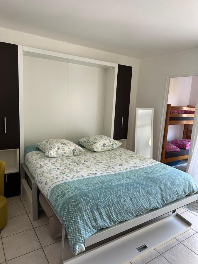 Vue Sur Le Port Apartment Agde Exterior foto