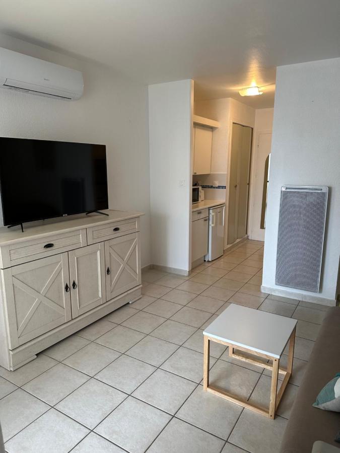 Vue Sur Le Port Apartment Agde Exterior foto