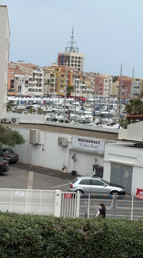 Vue Sur Le Port Apartment Agde Exterior foto